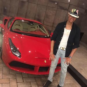 Meet your Posher, Ivan dario